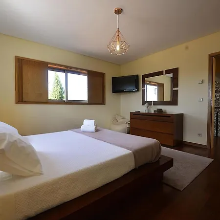 Ferienvilla Mit Pool, Jacuzzi Und Tennisplatz Vila Cova